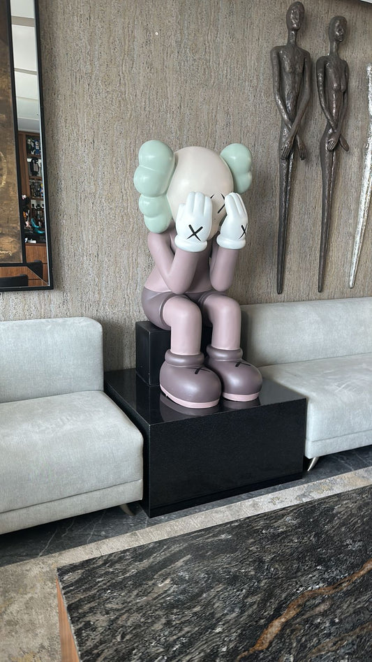 ESCULTURA KAWS 1.20 MTS