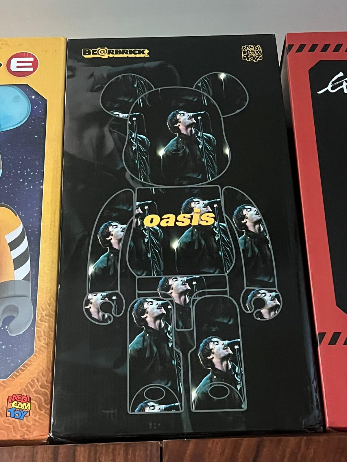 BEARBRICK OASIS