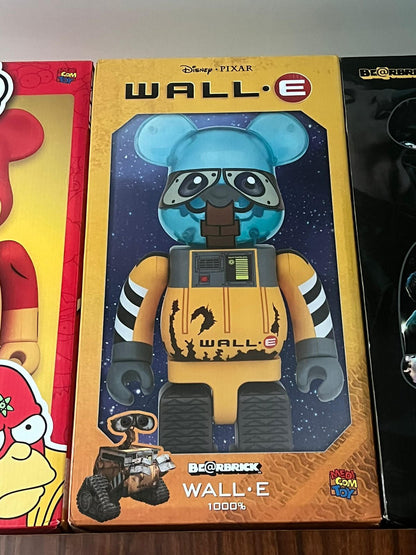 BEARBRICK WALLE